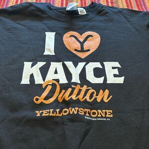 I 🧡 Kace Dutton Yellowstone sweatshirt size large